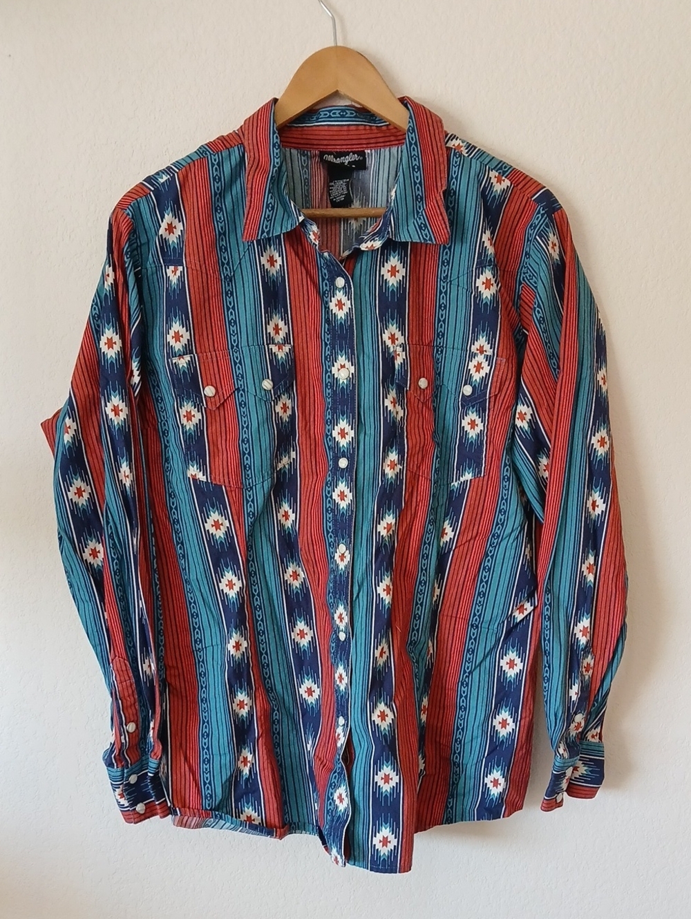 Wrangler Retro Striped Aztec Southwest Print Pearl Snap Western Button Up